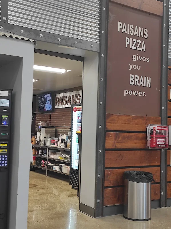 Paisans Pizza