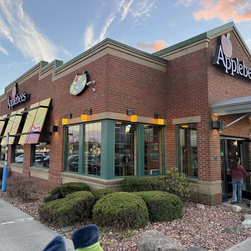 Applebee's Grill + Bar