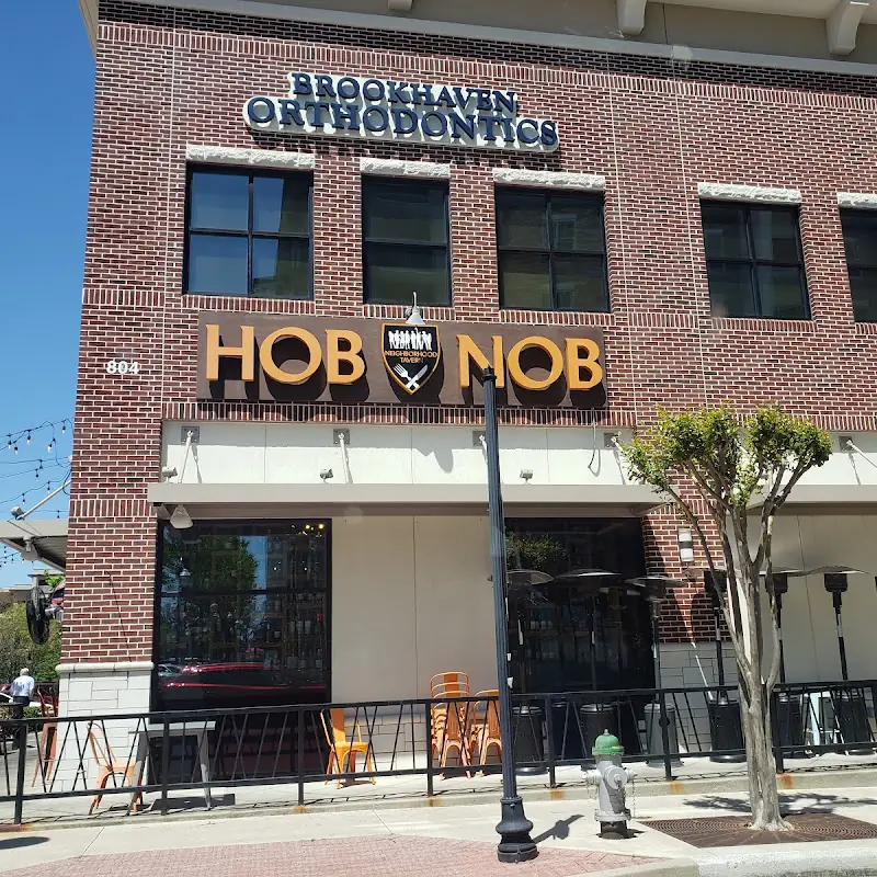 HOBNOB Neighborhood Tavern