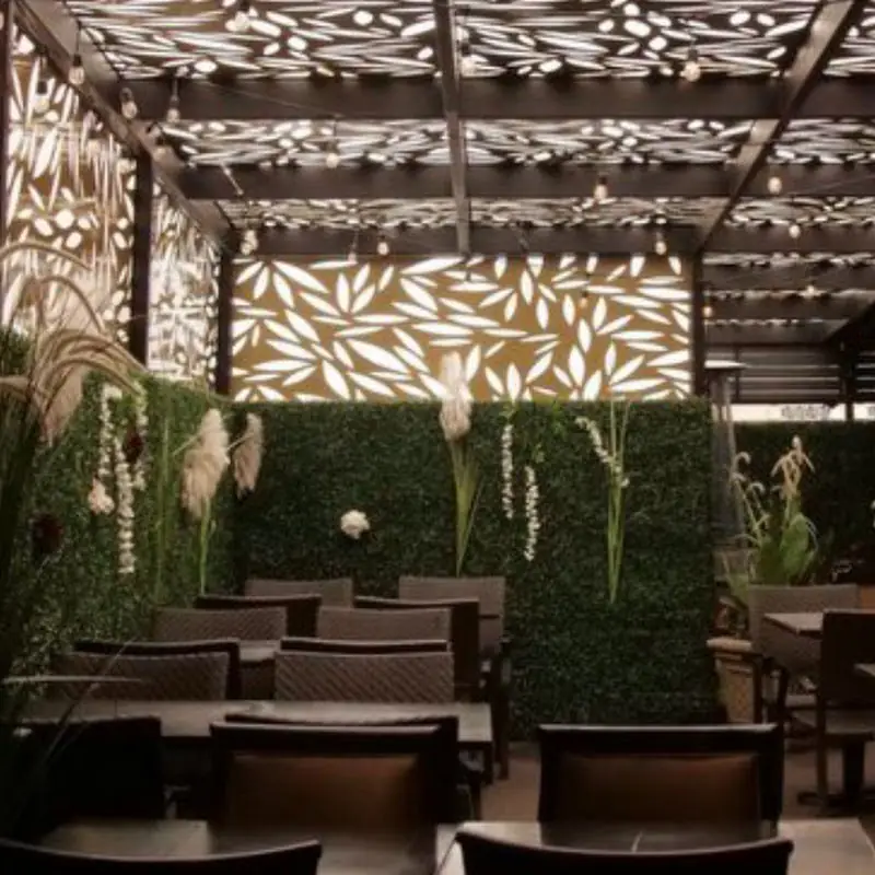La Parra Restaurant & Bar