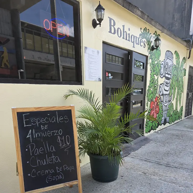 Bohiques Rest & Bar