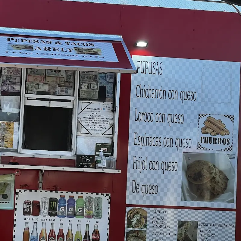 Pupusas & Tacos Arely taco truck