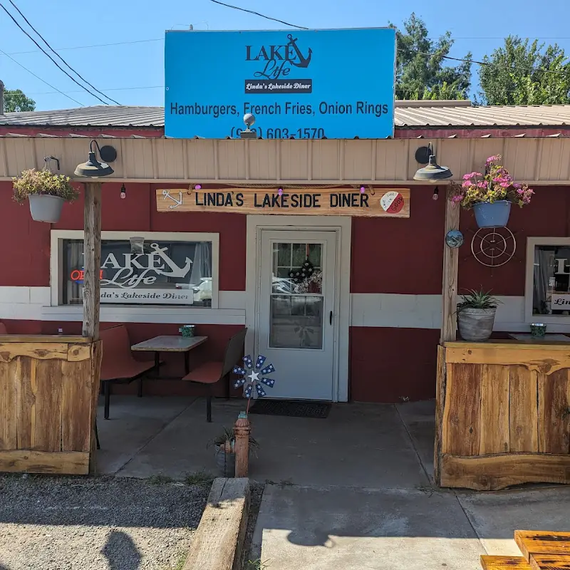 Linda’s Lakeside Diner