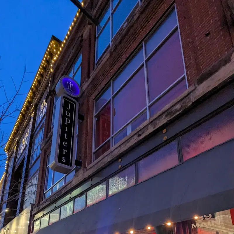Jupiter's Pizzeria & Billiards