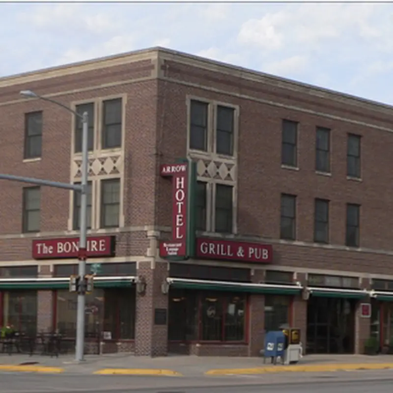 Historic Arrow & East Hotels