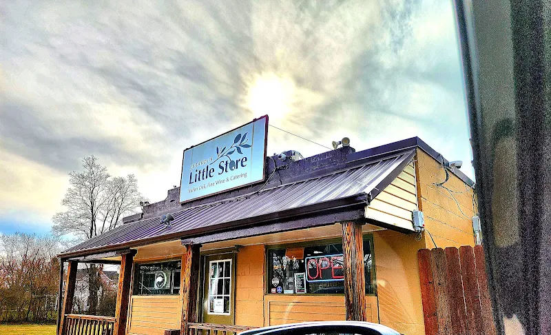 Jerardi's Little Store