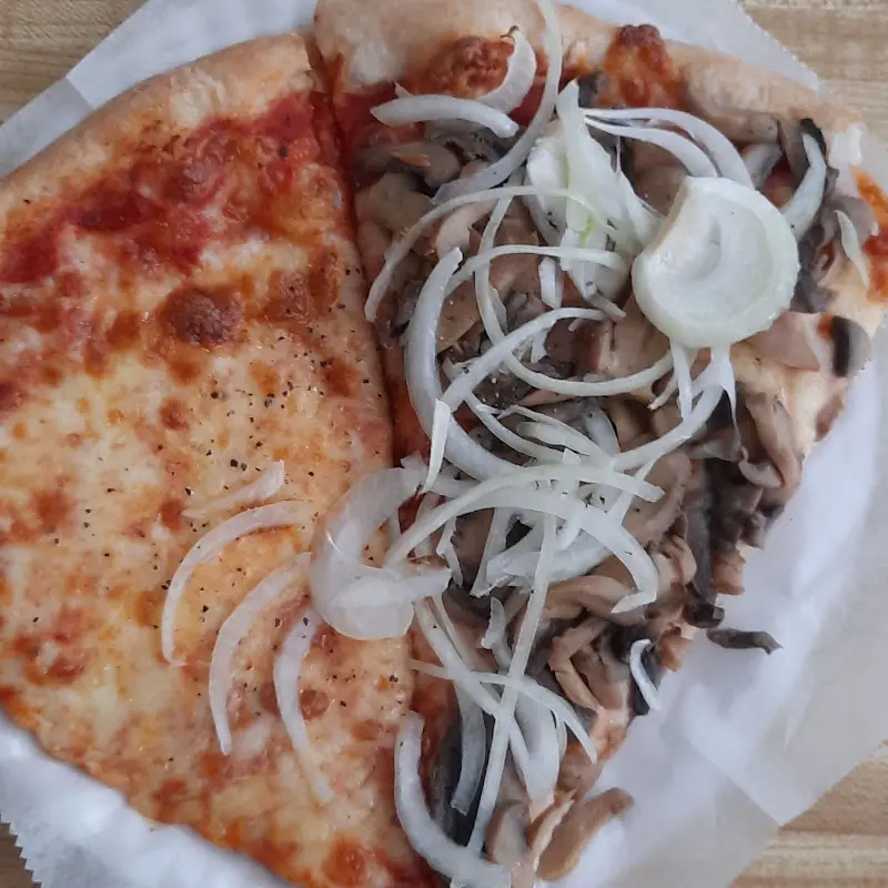 Dominick's Pizzeria