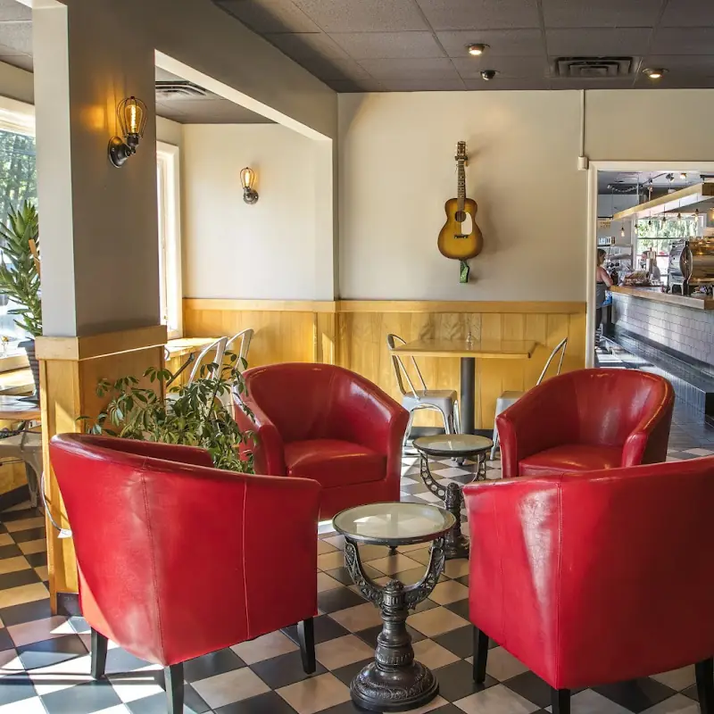 Rebel Dog Coffee Co. & Tavern PLAINVILLE