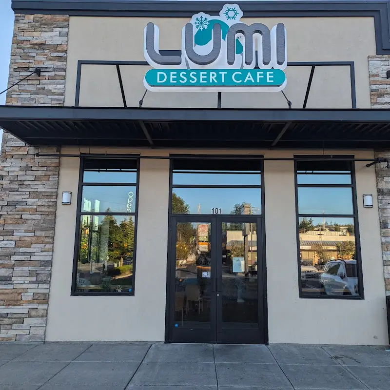 LUMI Dessert Cafe