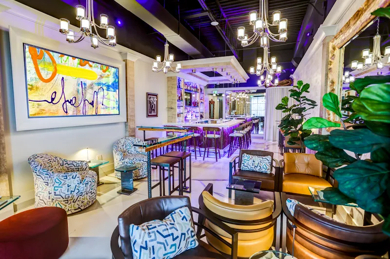 Queen Jayne’s Lounge & Royal Drinkery
