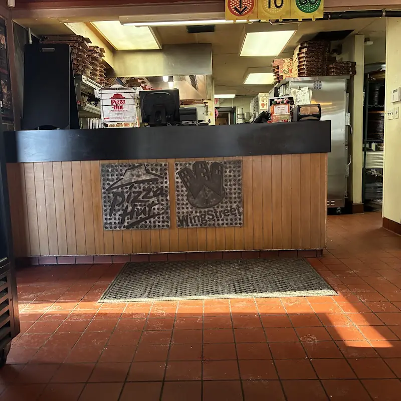Pizza Hut