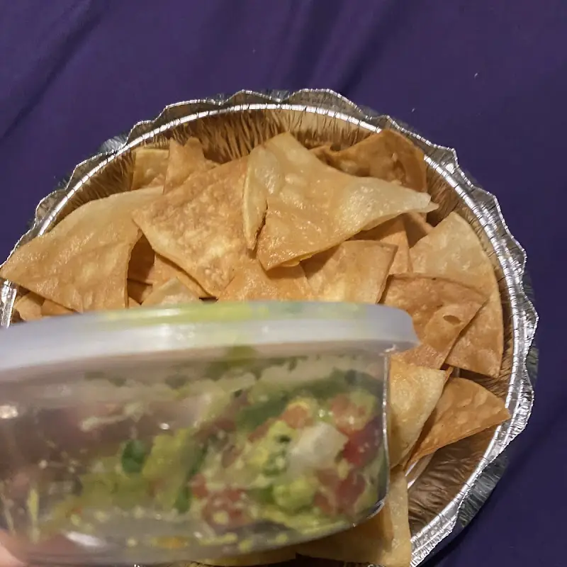 Chips & Guacamole