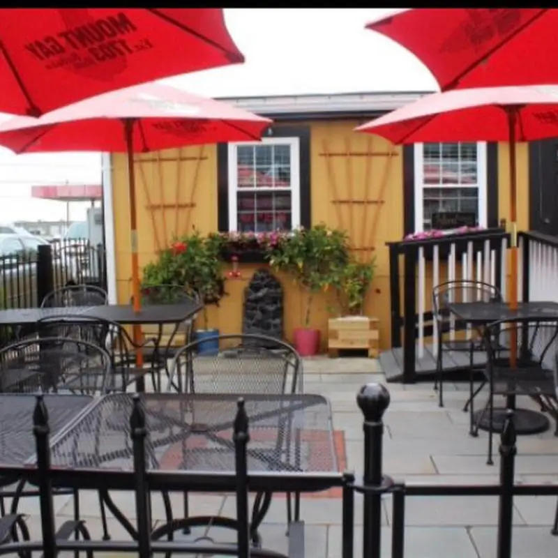 Island Cafe & Grill