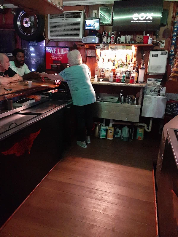 Plaisance's Bar