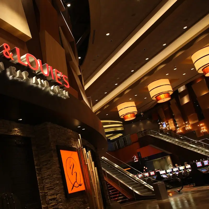 Ling & Louie's Asian Bar and Grill