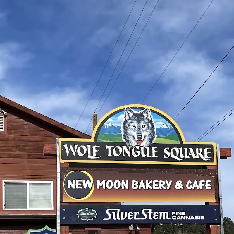 New Moon Bakery and Cafe