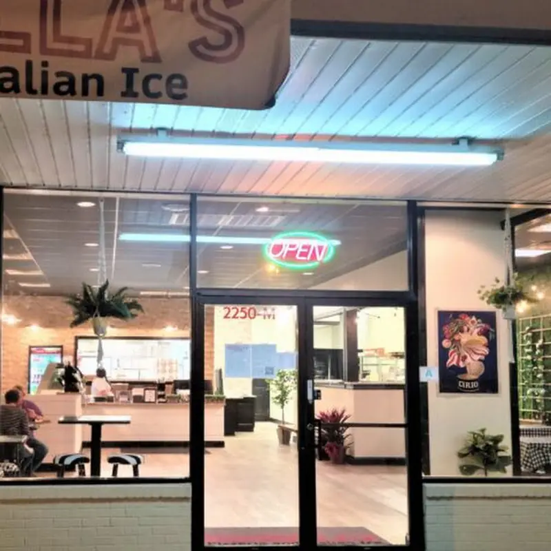 Cucinella's Pizzeria & Italian Ice