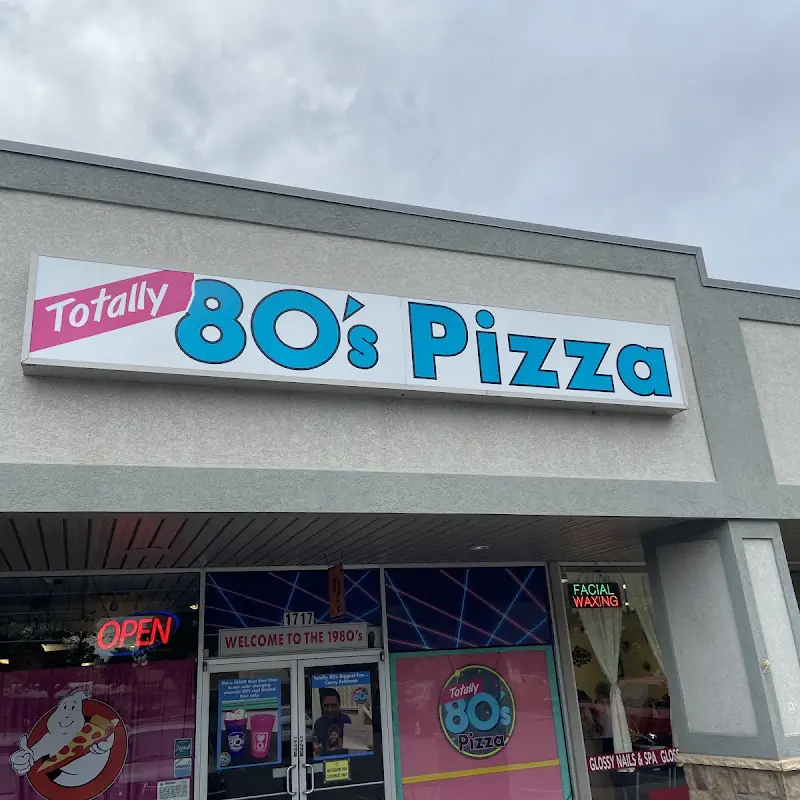Totally 80's Pizza & Museum