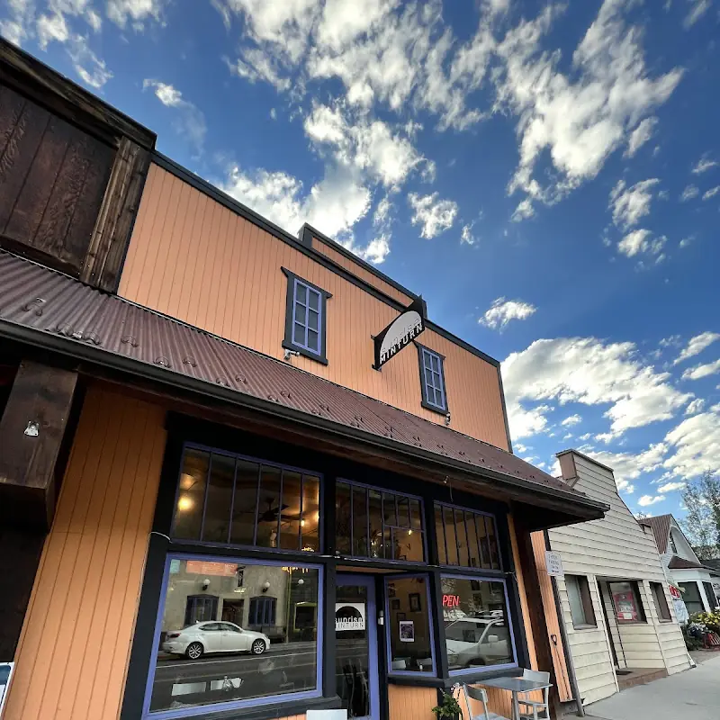 Sunrise Minturn | Cafe + Cocktails