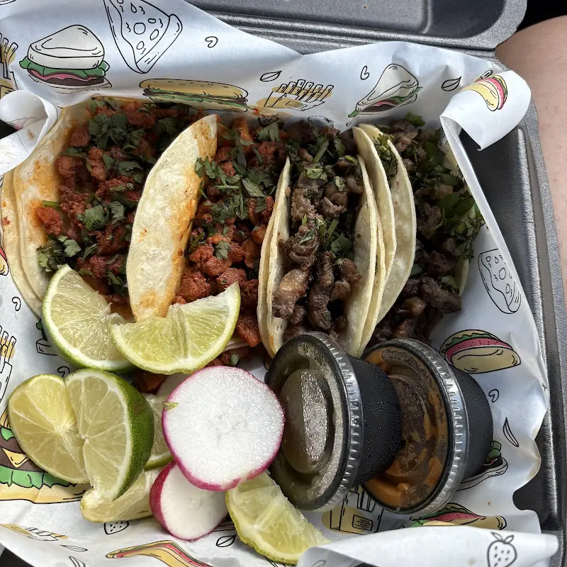 Chuy's food truck
