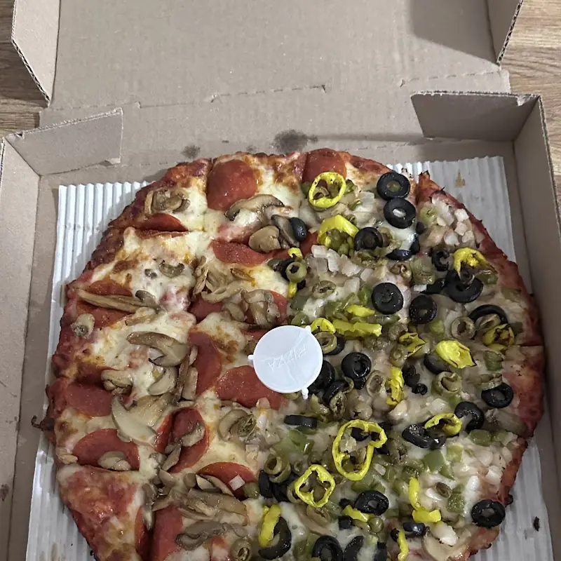 Tom's Pizza