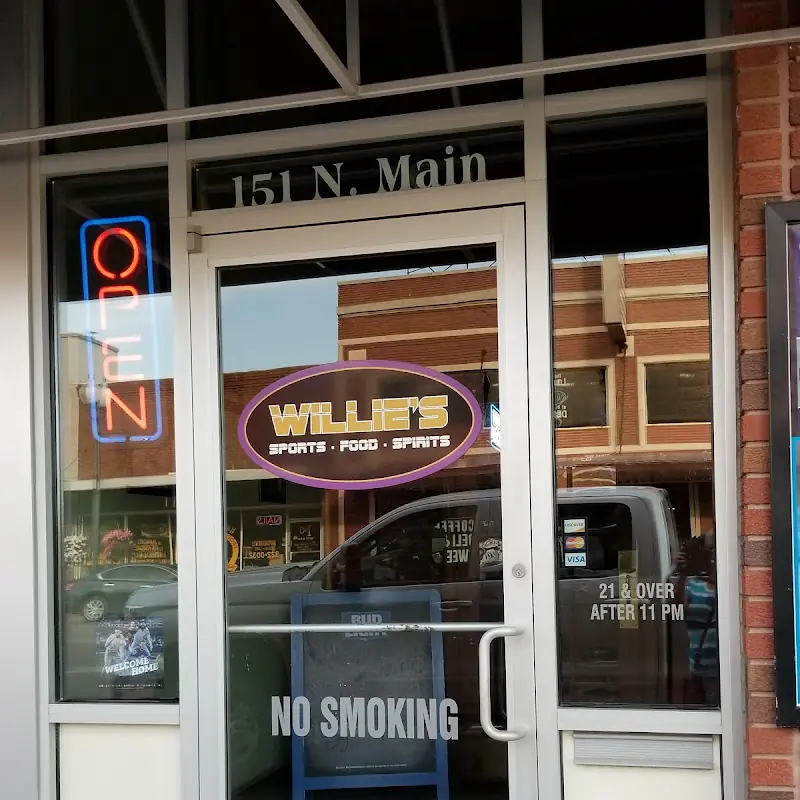 Willie's Sports Bar & Grill