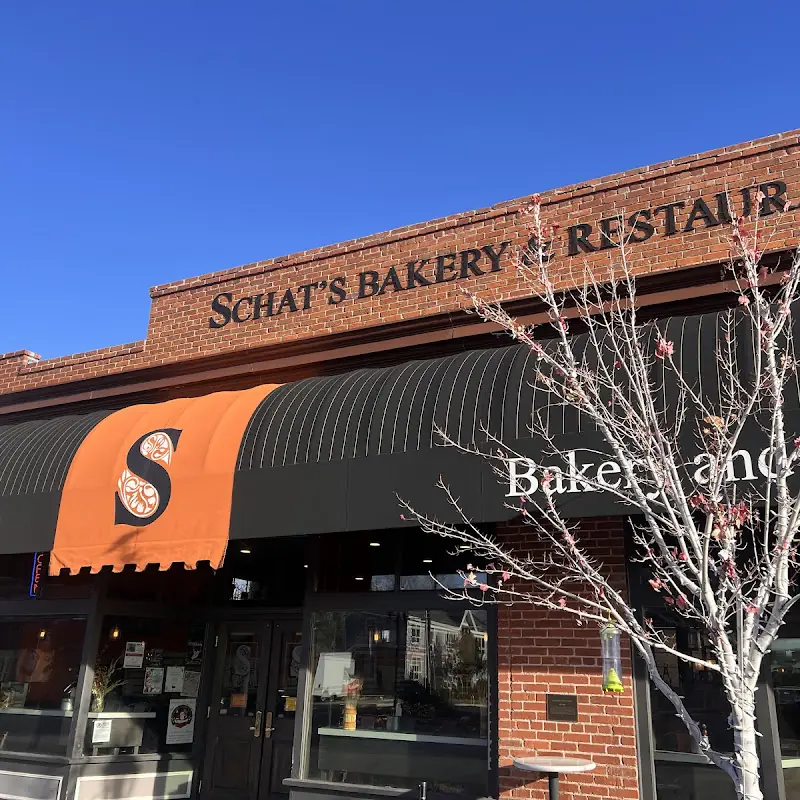 Schat's Bakery & Restaurant | Minden