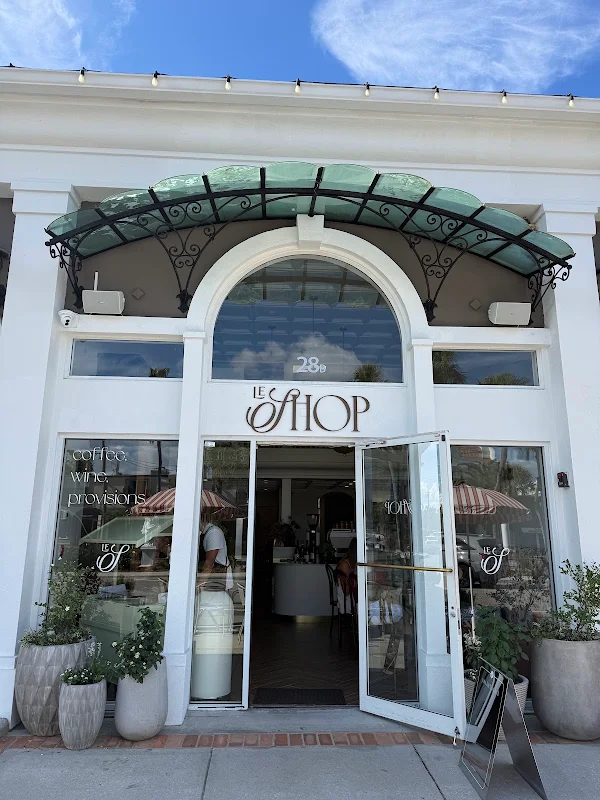 Le Shop Coffee & Wine