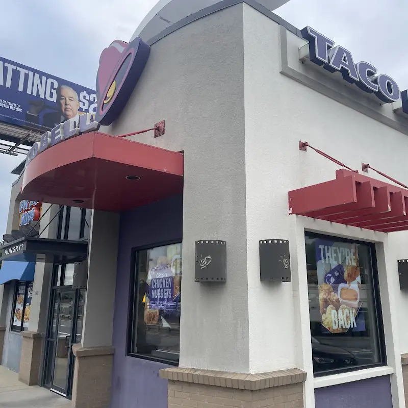 Taco Bell / Long John Silver's