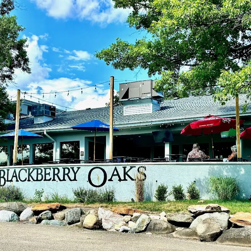 The Oaks Grille