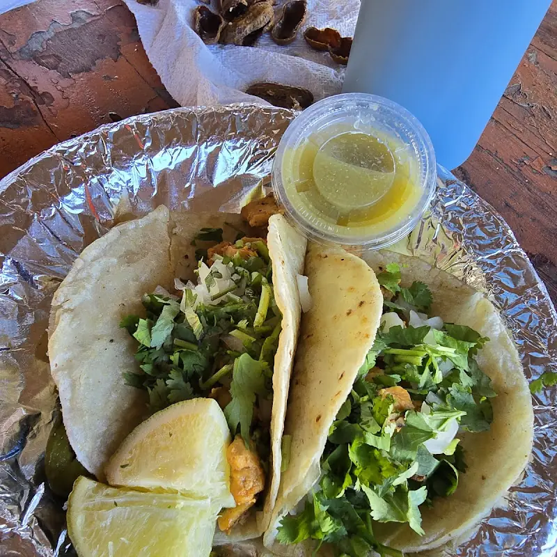 LATINAS KRAZY KITCHEN