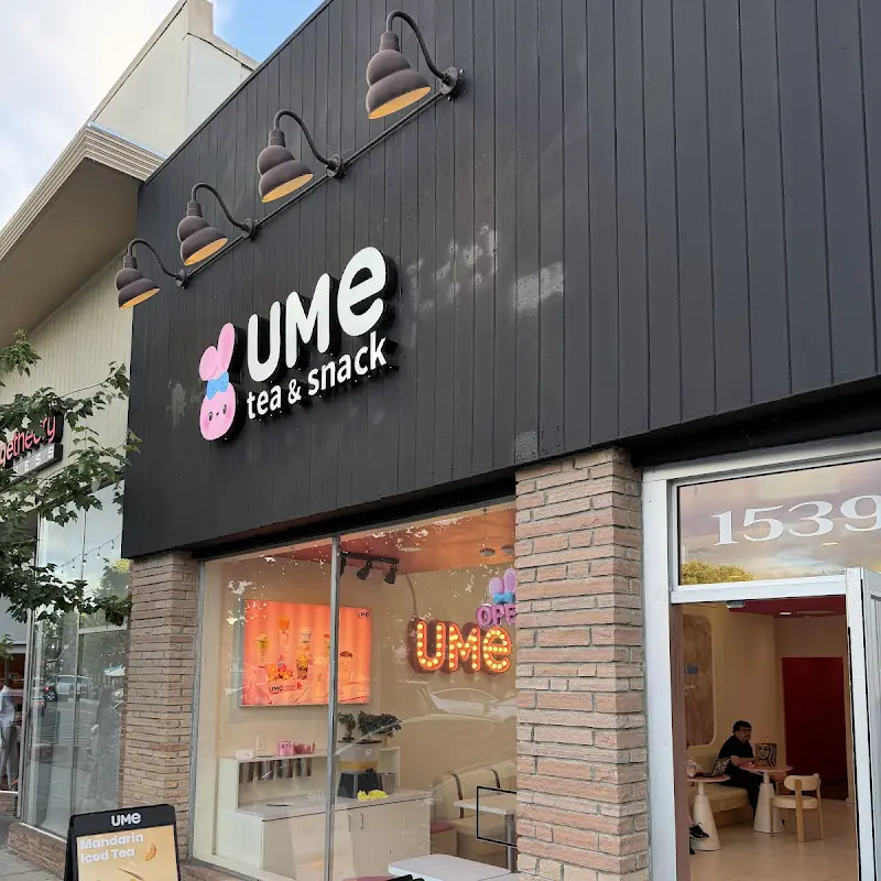 UMe | Tea & Snacks