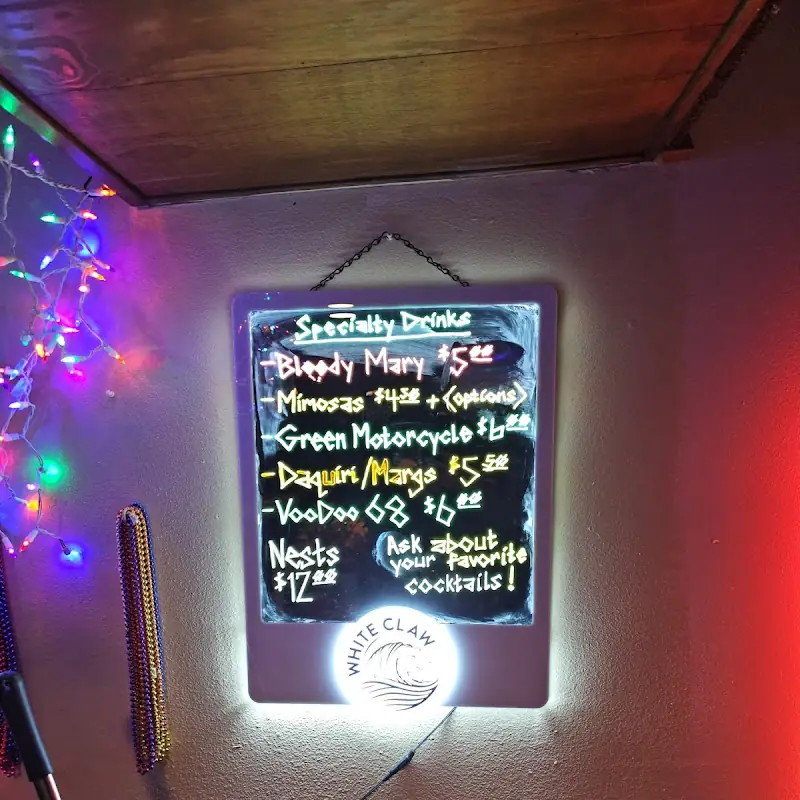 Raven's Roadside Tavern