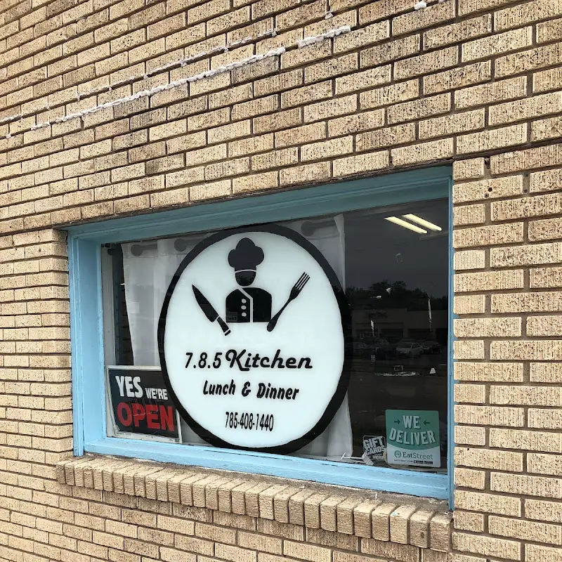 785 Kitchen