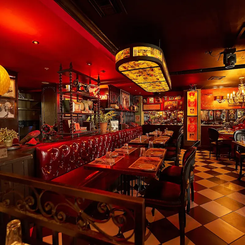 Havana 1957 Ocean Drive