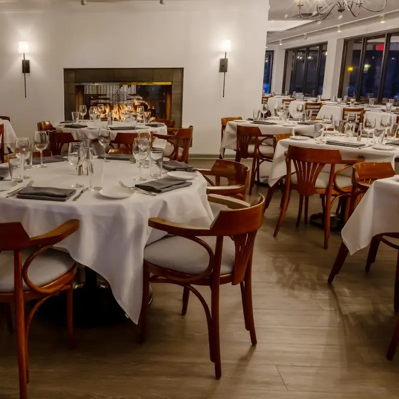 Gale Street Inn - Diamond Lake, Mundelein