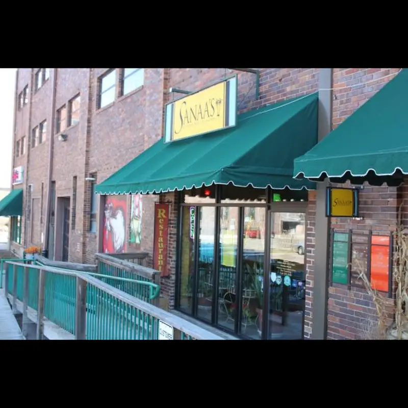 Sanaa's Gourmet Mediterranean