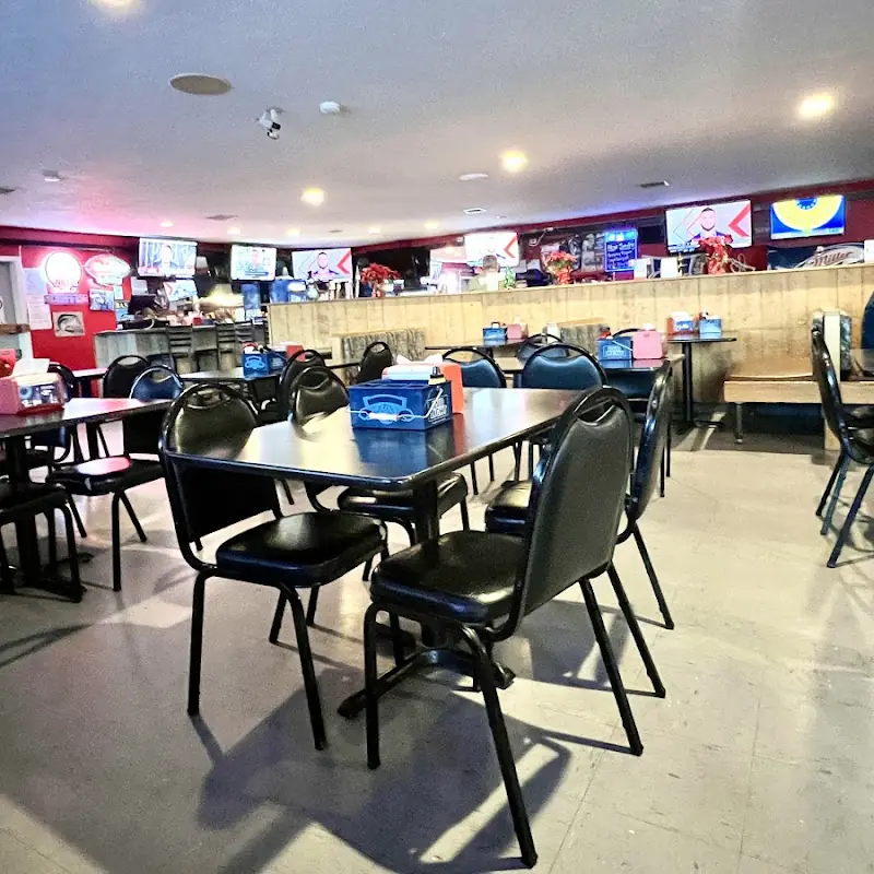 Little Rick's Neighborhood Bar & Grill