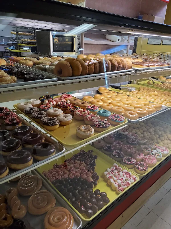 Dippin Donuts