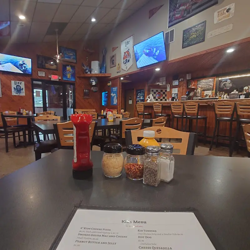 Shortys Grill
