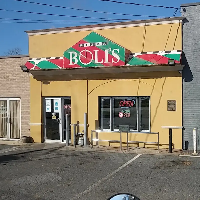Pizza Boli's