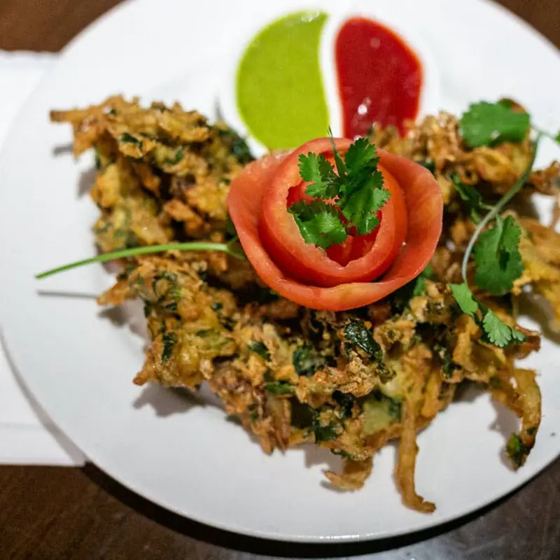 Naan Twist Indian Food Manteca