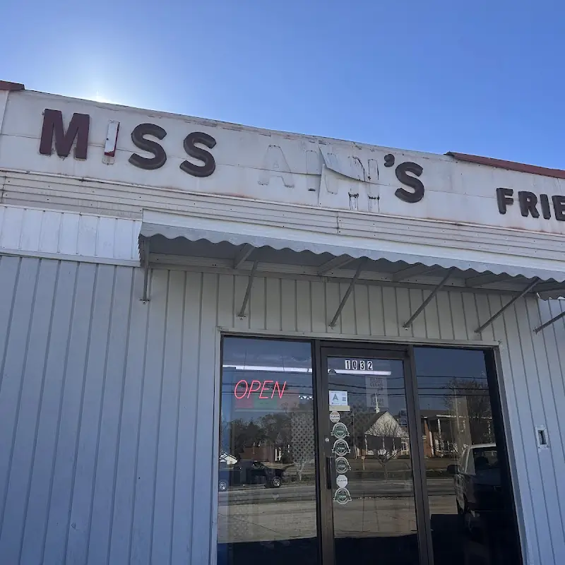 Miss Ann's Fried Chicken