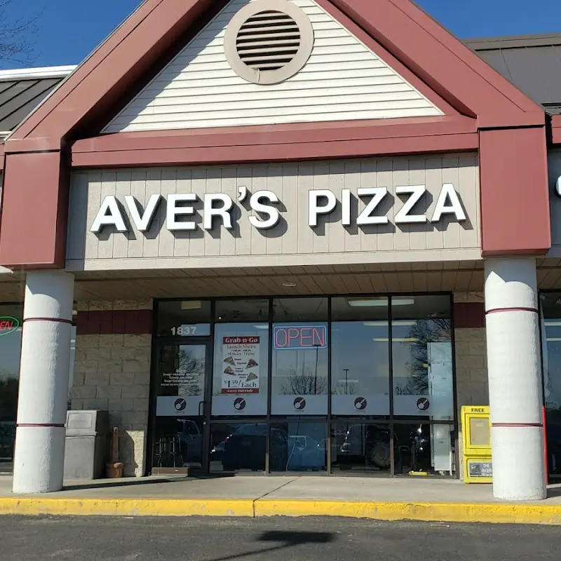 Aver's Pizza, North