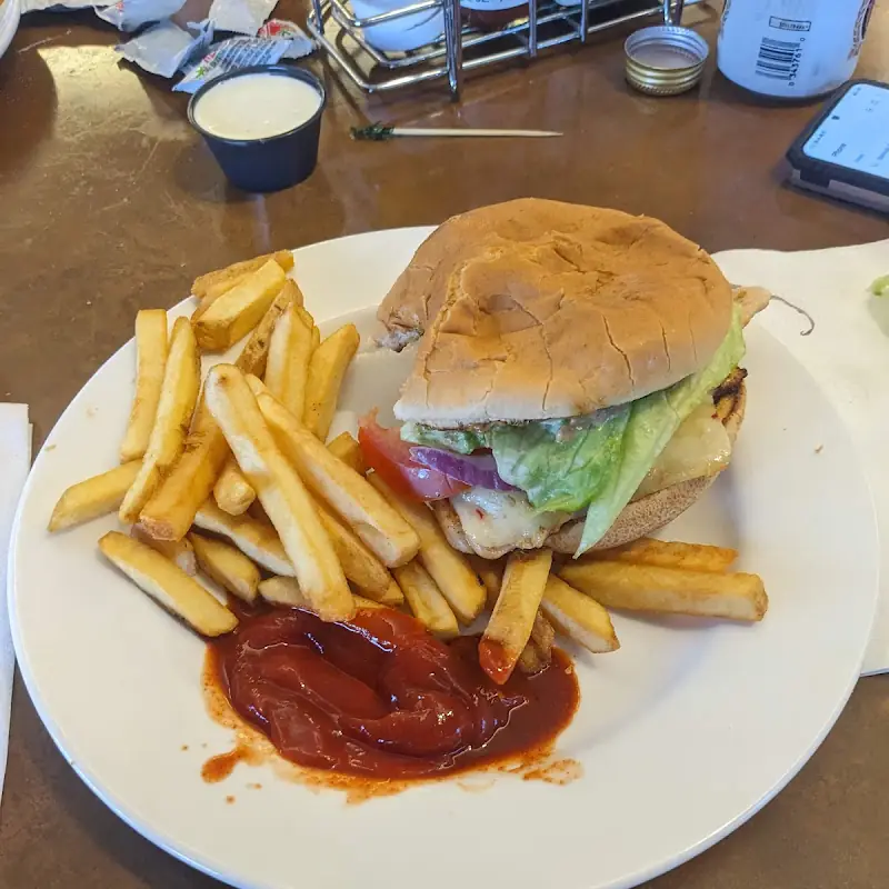 The Lakes Bar & Lounge