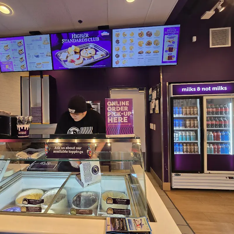 Insomnia Cookies