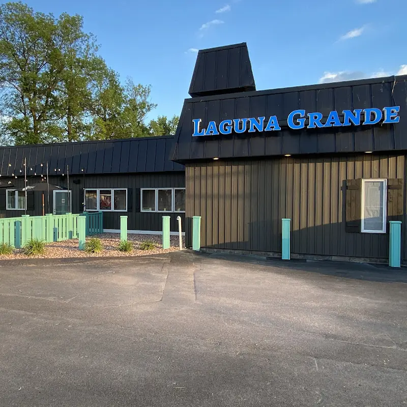 Laguna Grande Restaurante Mexicano & Bar