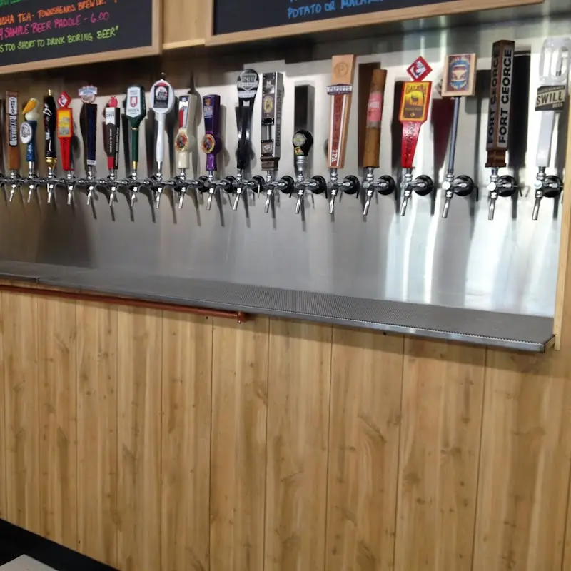Berts Growler Garage