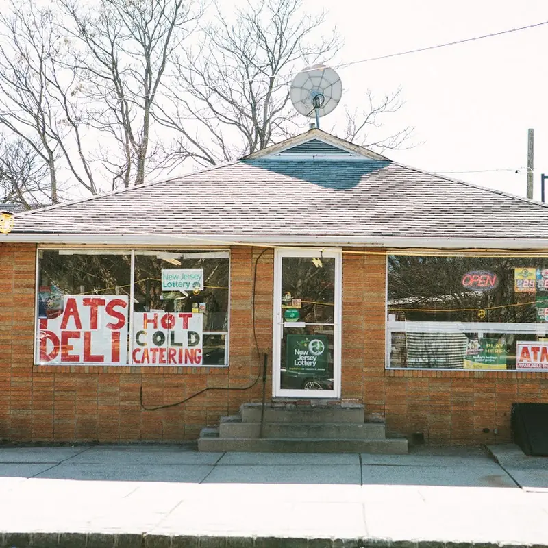 Pat's Village Deli