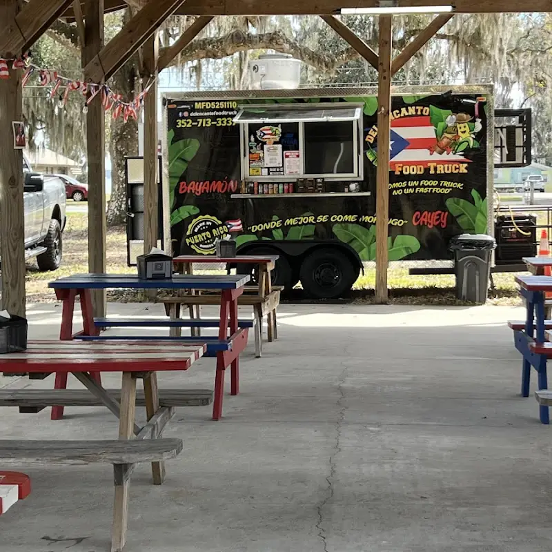 Del Encanto Food Truck